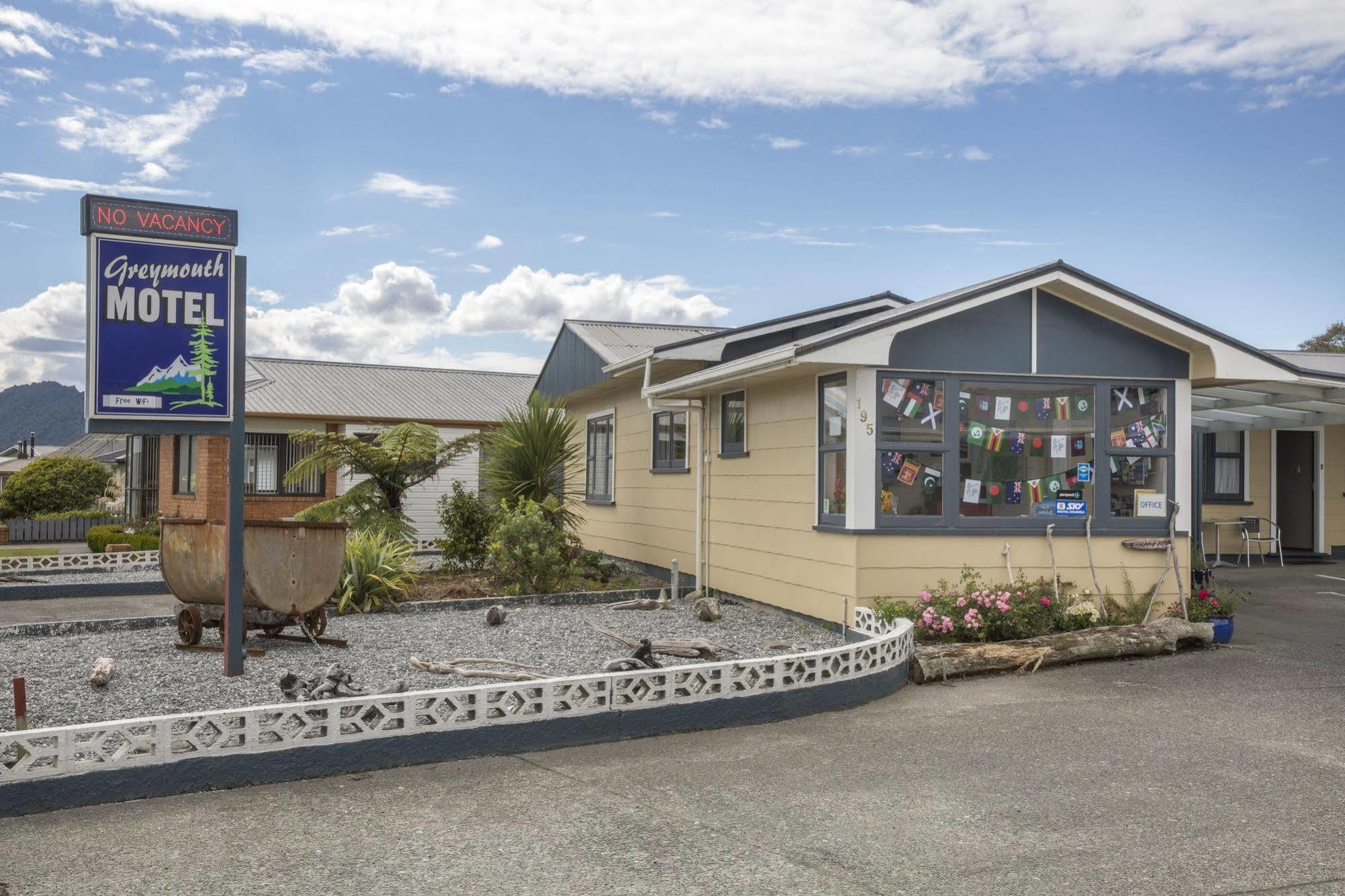 Greymouth Motel Екстериор снимка